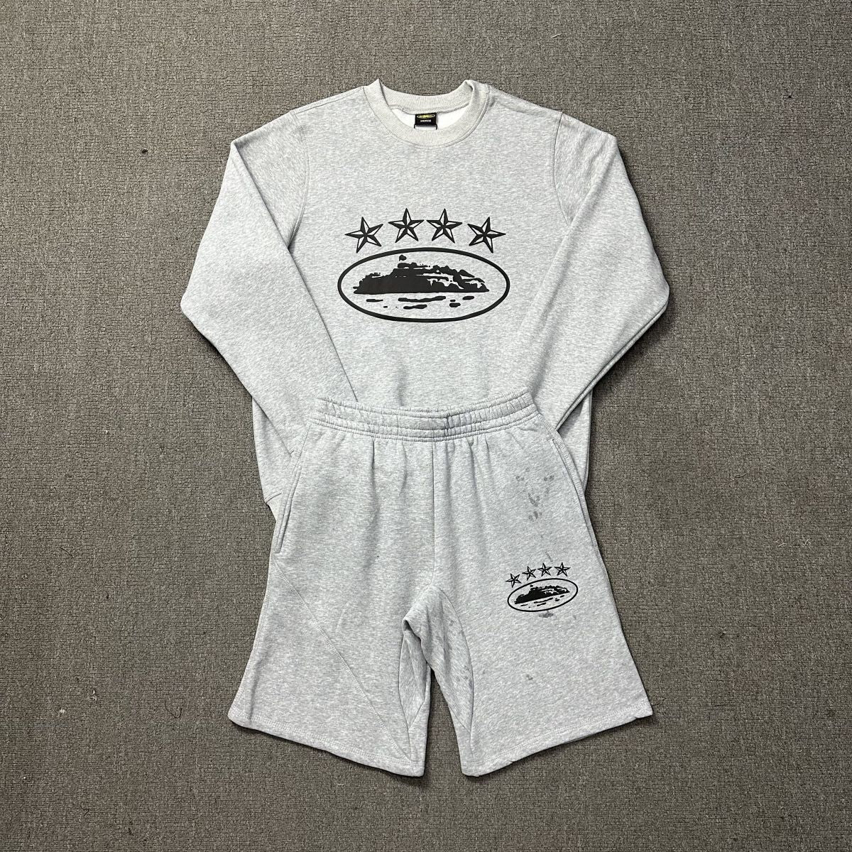 Corteiz (CRTZ) 4Star Globe Sweatshirt & Shorts Set