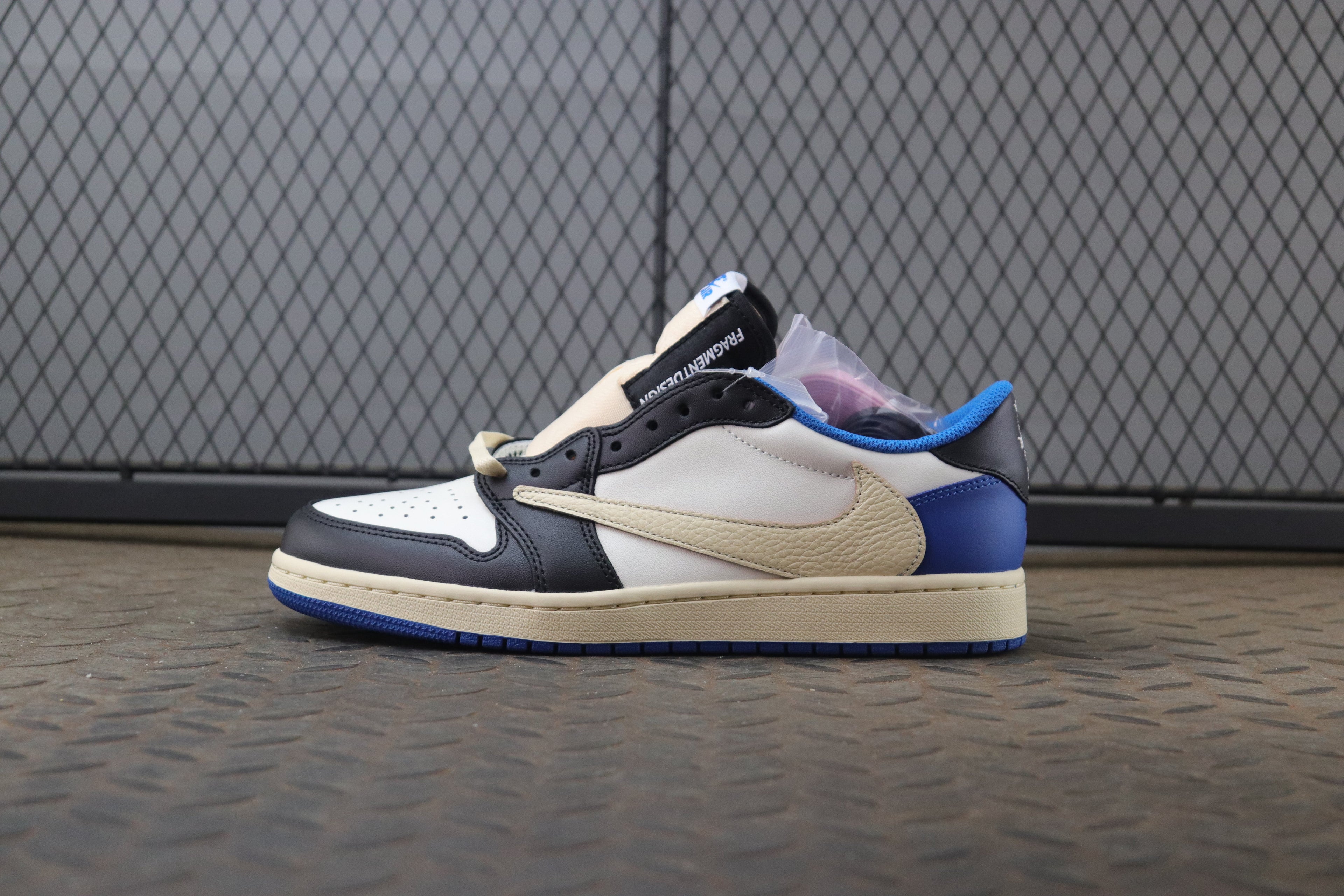 Air Jordan 1 Low SP "Travis Scott x Fragment"