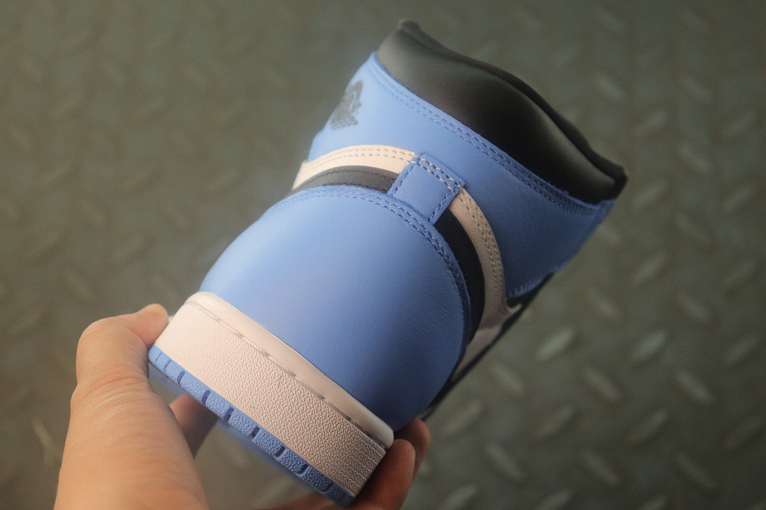 Air Jordan 1 Retro High OG ‘UNC Toe’