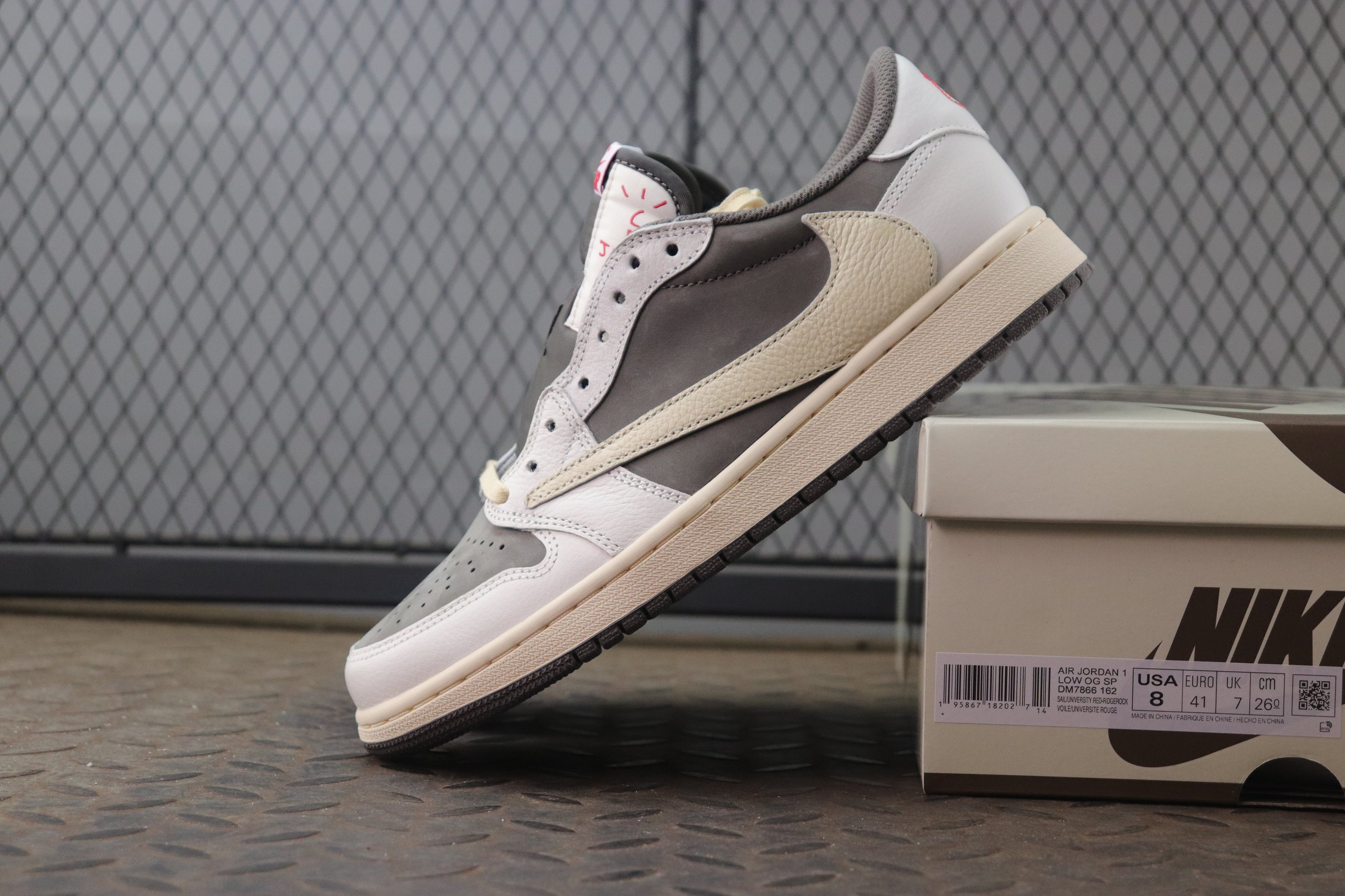 Air Jordan 1 Retro Low Travis Scott Reverse Mocha